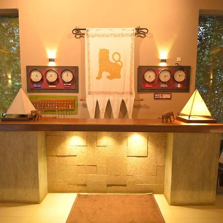 Ceylan Lodge أنرادابورام المظهر الخارجي الصورة
