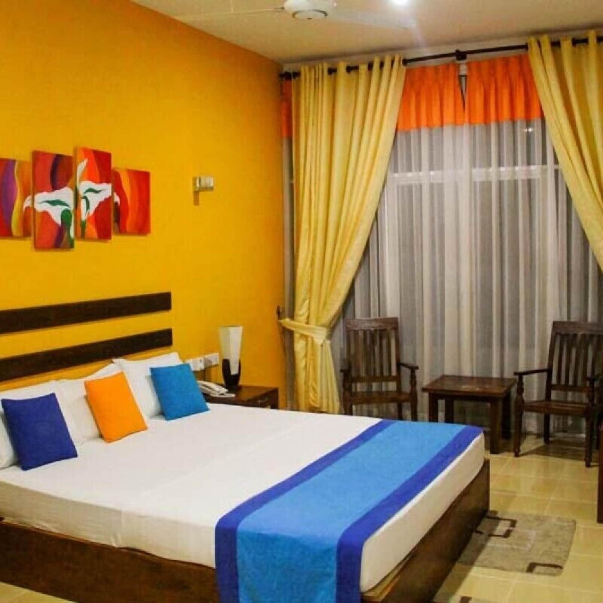 Ceylan Lodge أنرادابورام المظهر الخارجي الصورة