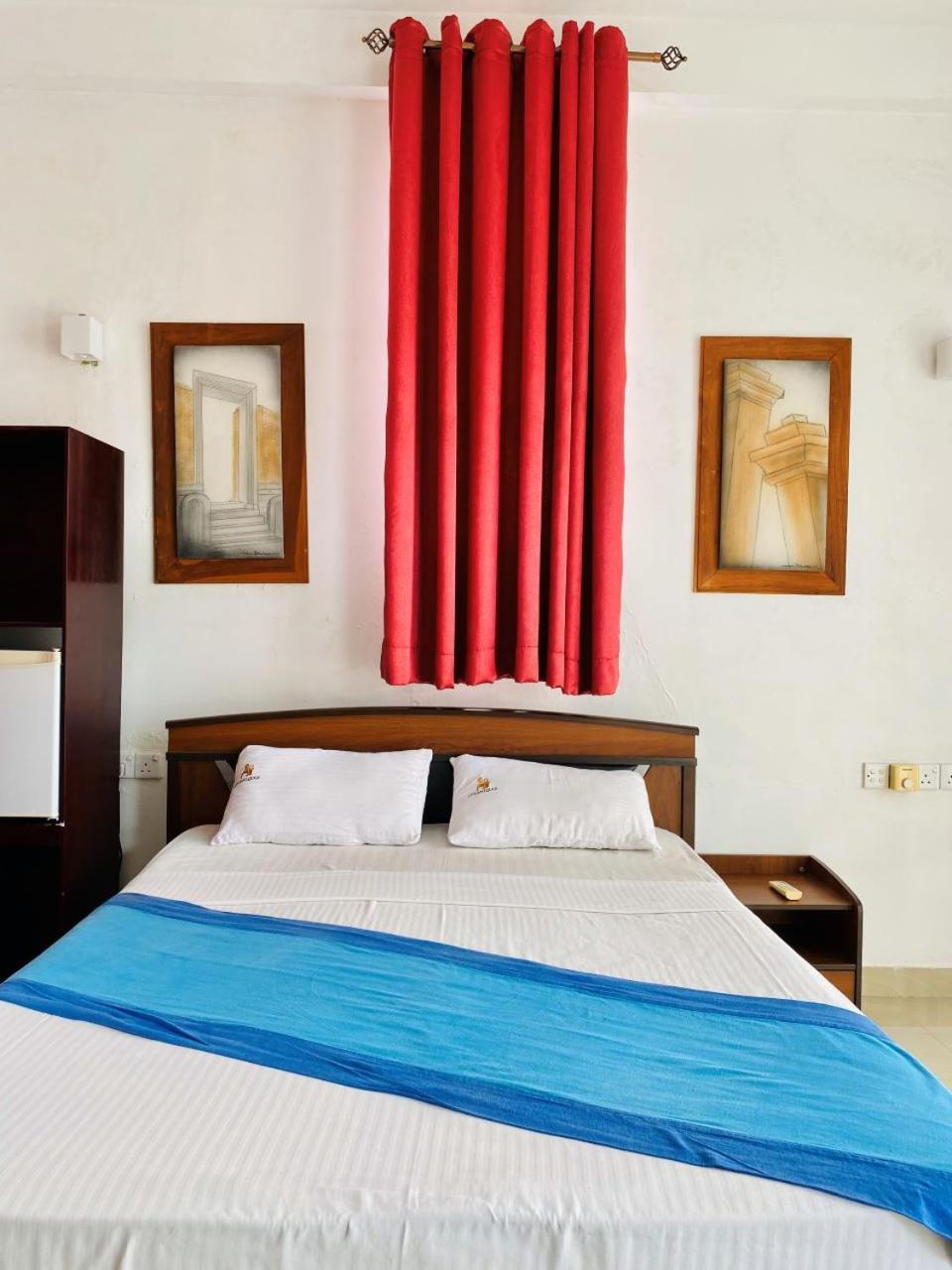 Ceylan Lodge أنرادابورام المظهر الخارجي الصورة