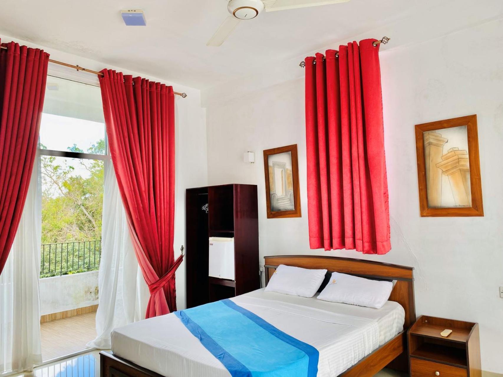 Ceylan Lodge أنرادابورام المظهر الخارجي الصورة