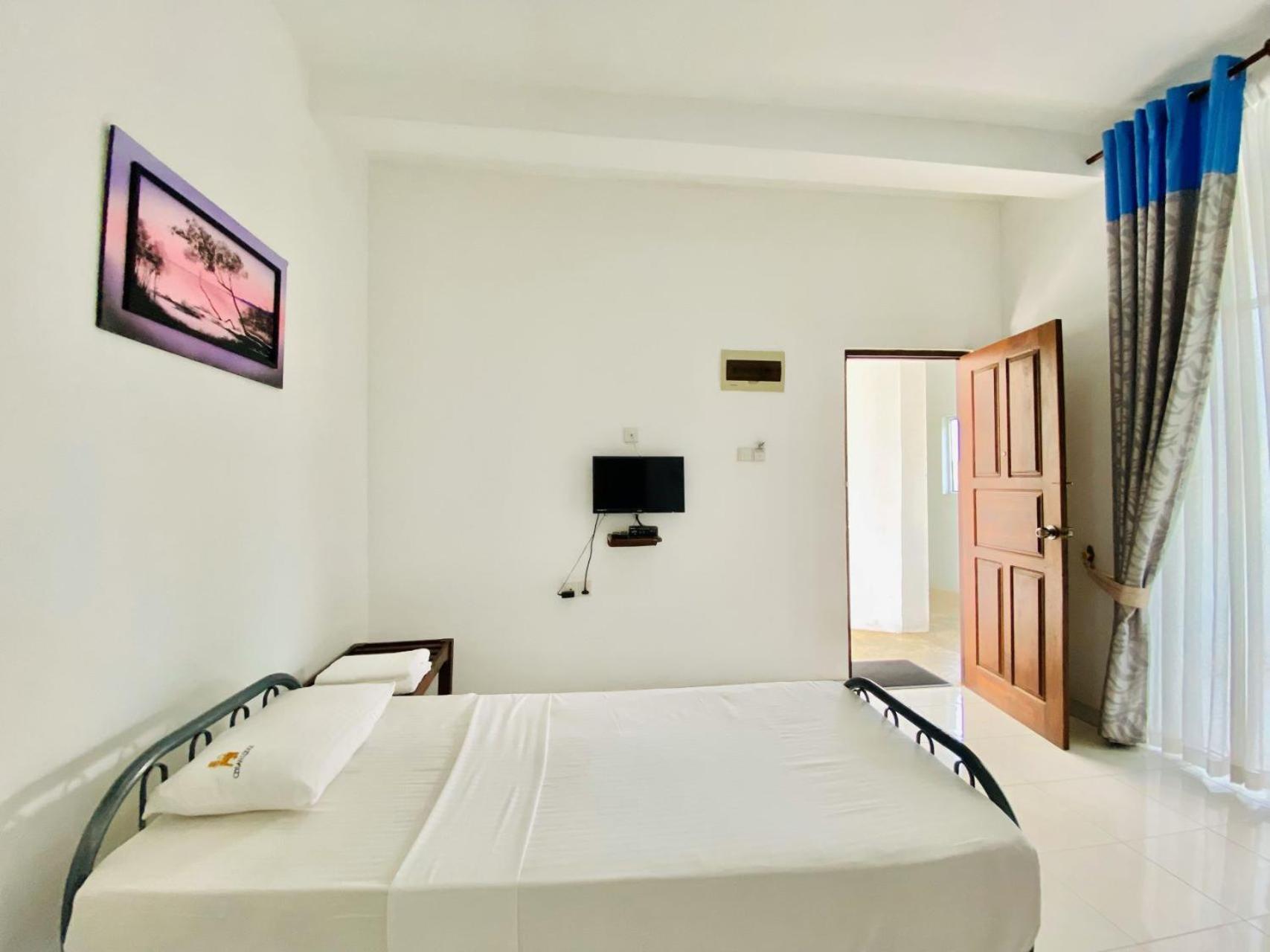 Ceylan Lodge أنرادابورام المظهر الخارجي الصورة
