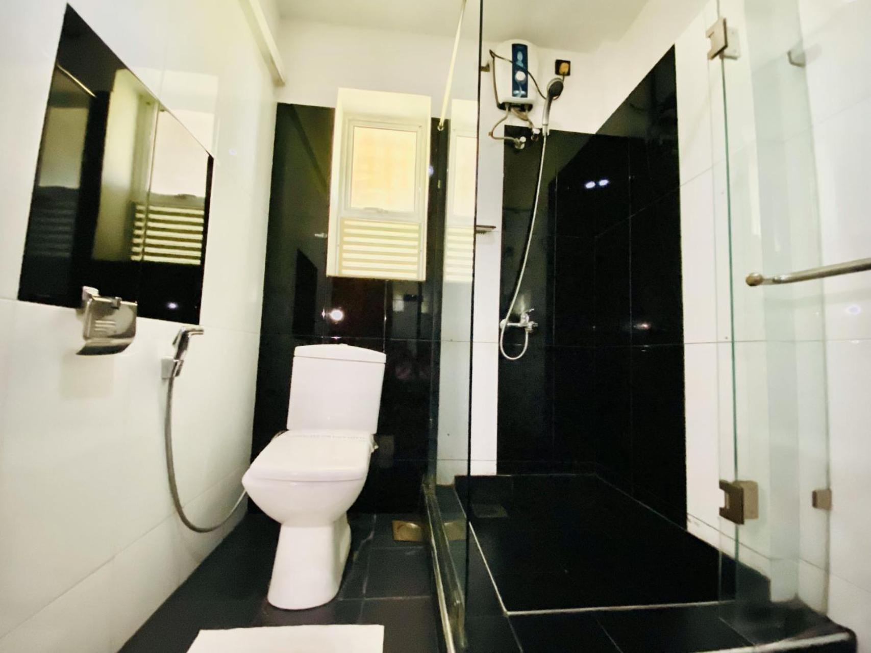 Ceylan Lodge أنرادابورام المظهر الخارجي الصورة