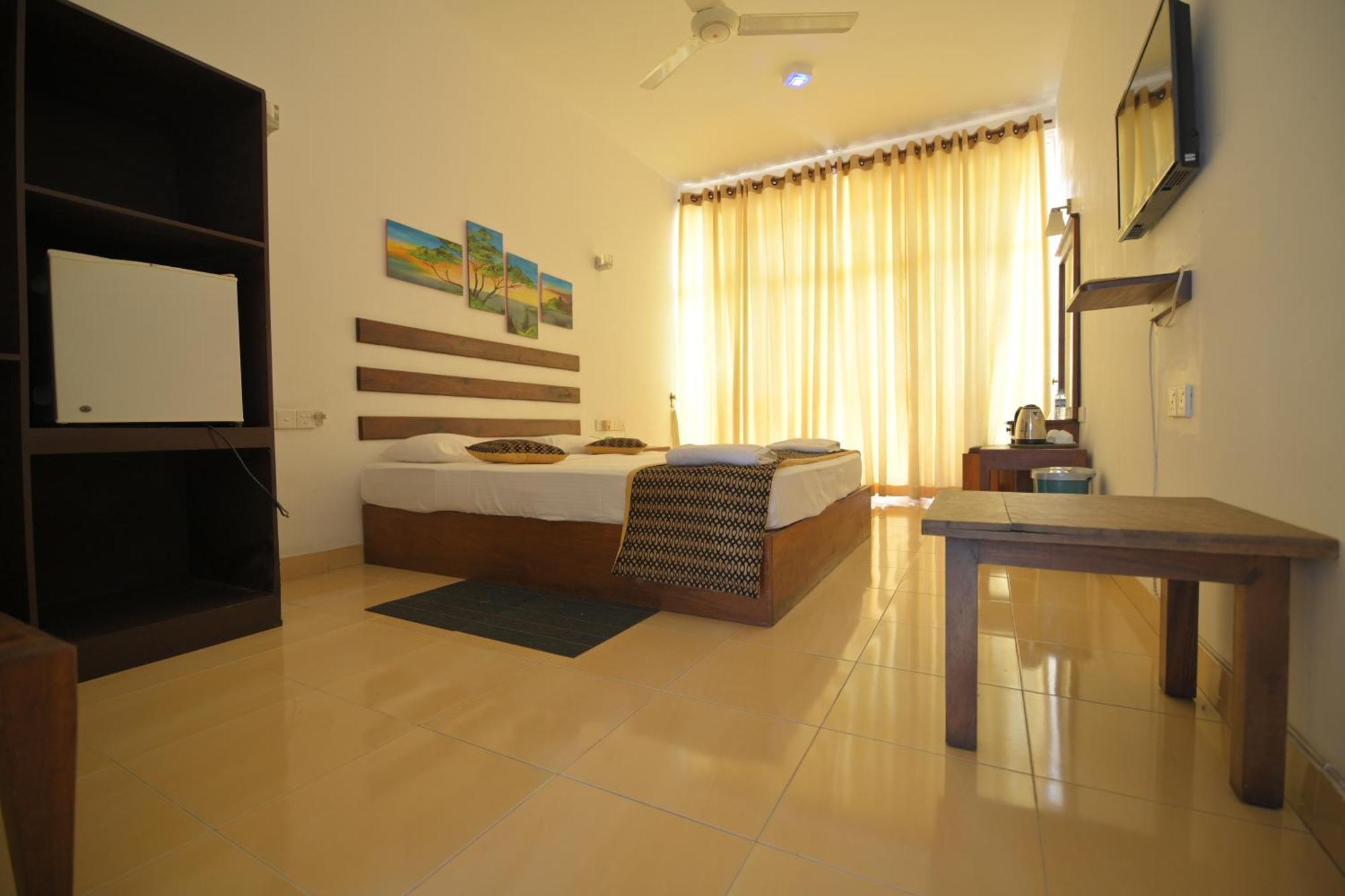 Ceylan Lodge أنرادابورام المظهر الخارجي الصورة
